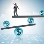 What are the risks involved in binary options trading