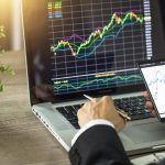 Making trading online on the smart phone. New ways to make economy and trading